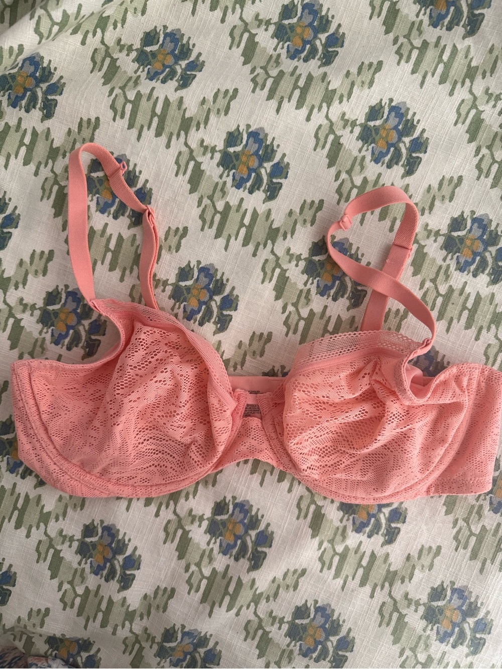 Soma 36C lace pink bra
